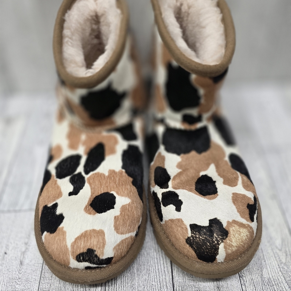 UGG Cream Faux Fur Boots - Picture 3 of 6